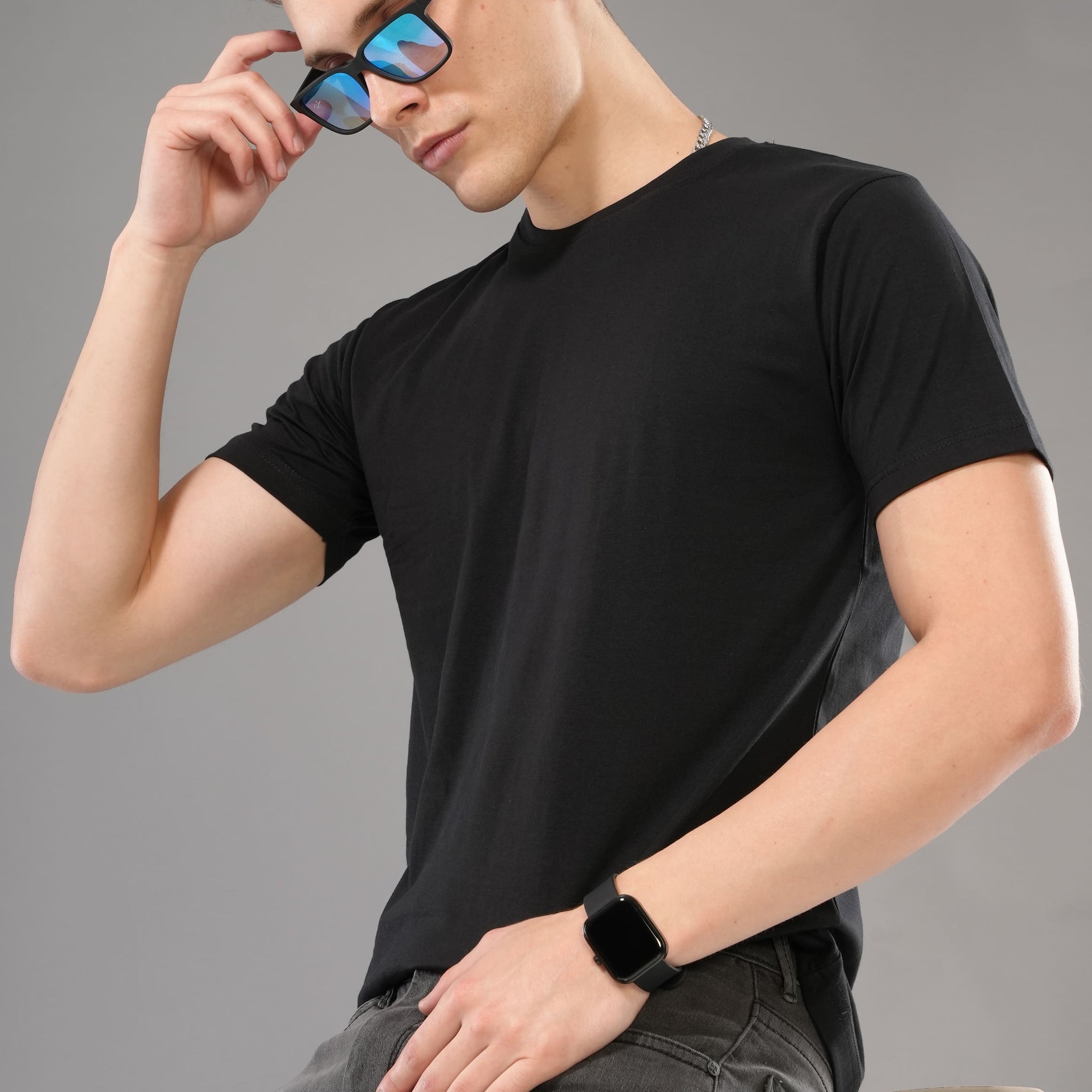 Mosso - Plain Roundneck Tshits Half Sleeve - Black